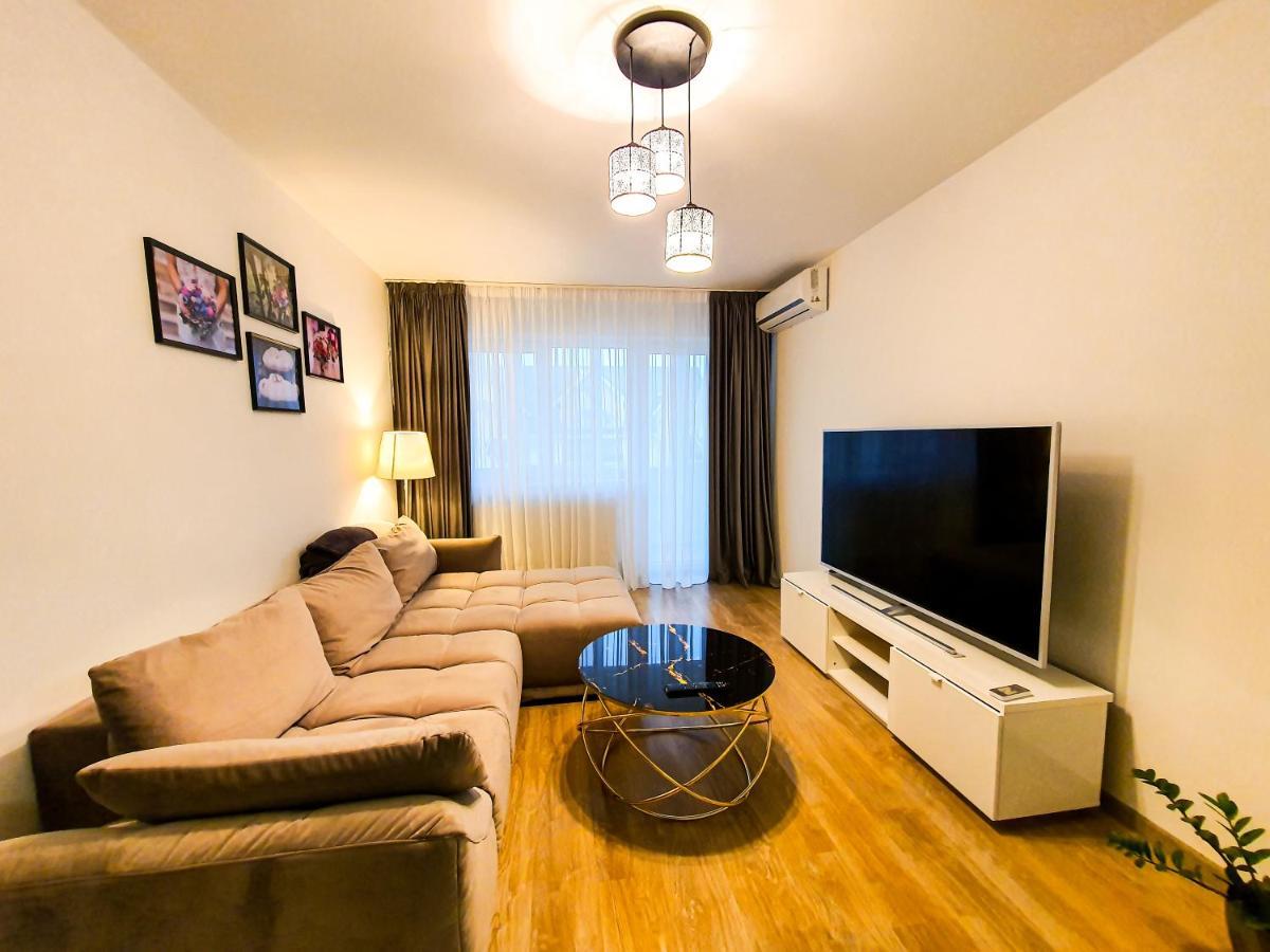 Luxurious Retreat 1Br Apartment With Netflix, Private Parking And Self Check In Popesti-Leordeni Exterior photo