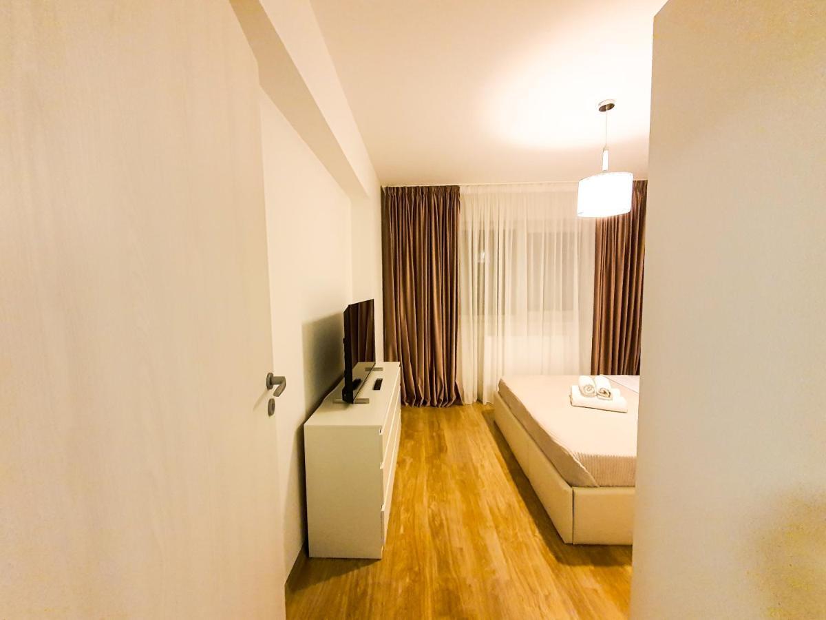 Luxurious Retreat 1Br Apartment With Netflix, Private Parking And Self Check In Popesti-Leordeni Exterior photo