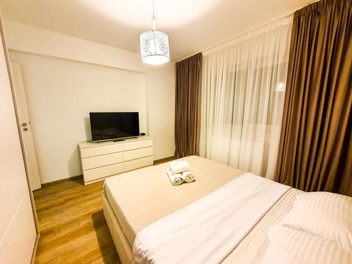 Luxurious Retreat 1Br Apartment With Netflix, Private Parking And Self Check In Popesti-Leordeni Exterior photo
